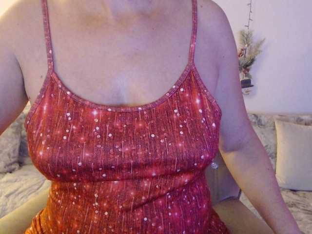 goodSnowQueen's BongaCams show and profile