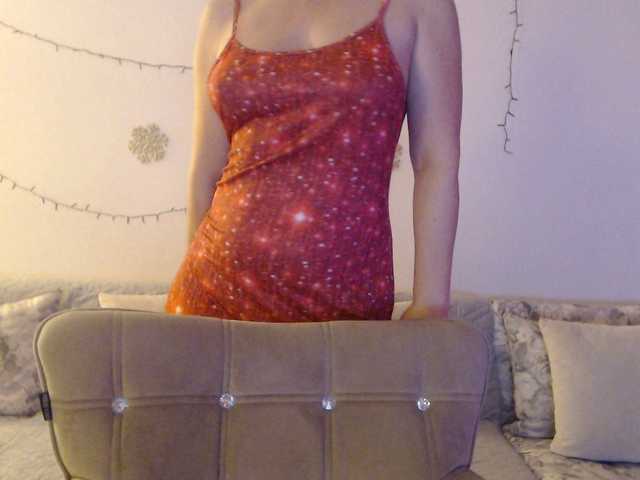 goodSnowQueen's BongaCams show and profile