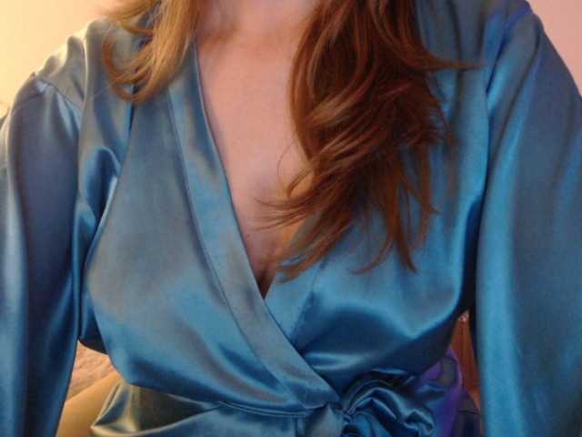 goodSnowQueen's BongaCams show and profile