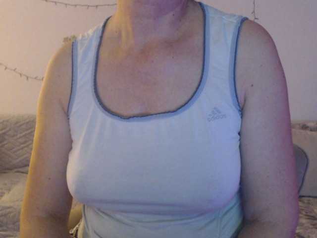 goodsnowqueen cam belle