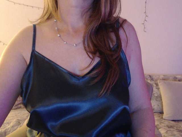 goodsnowqueen live sex show