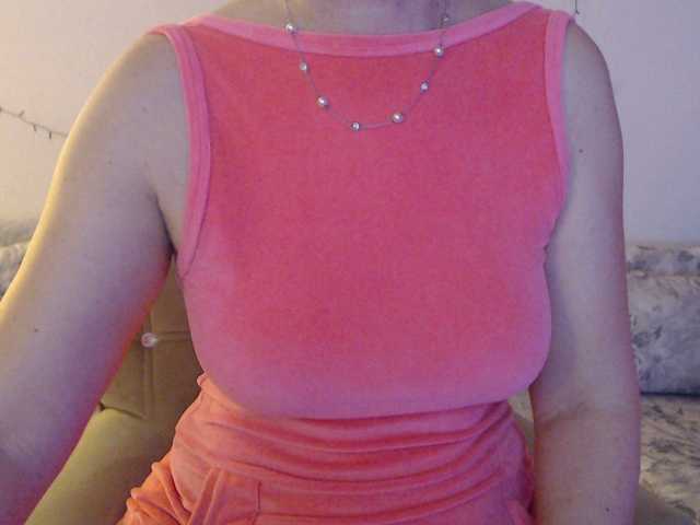 goodSnowQueen — I am here for you to appreciate me, don't ask for a free show.