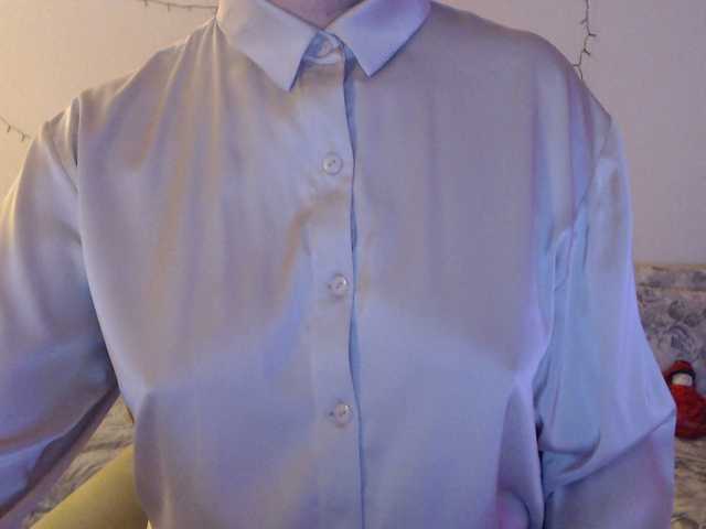 goodSnowQueen live cam