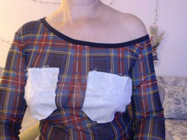 goodSnowQueen's BongaCams show and profile