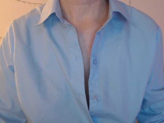 goodSnowQueen — I am here for you to appreciate me, don't ask for a free show.