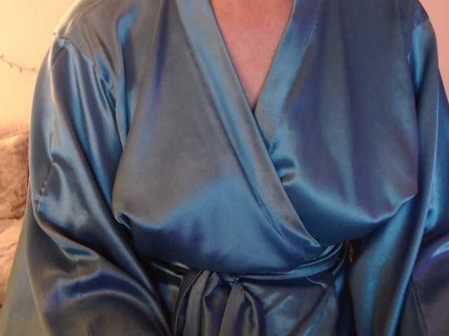 goodSnowQueen's BongaCams show and profile