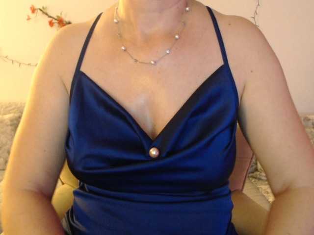  goodSnowQueen chat room