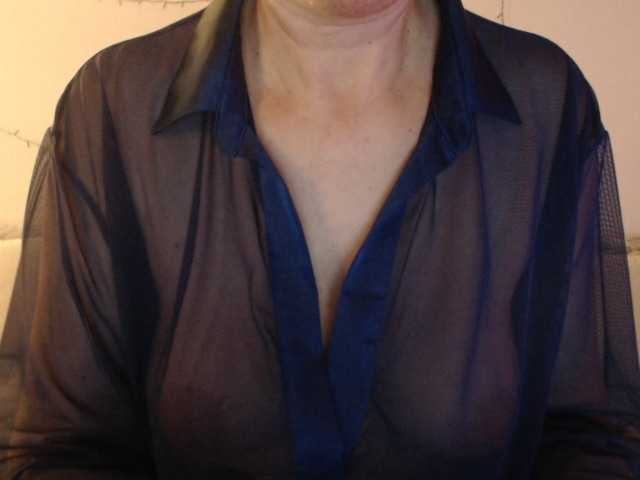 goodsnowqueen cam belle