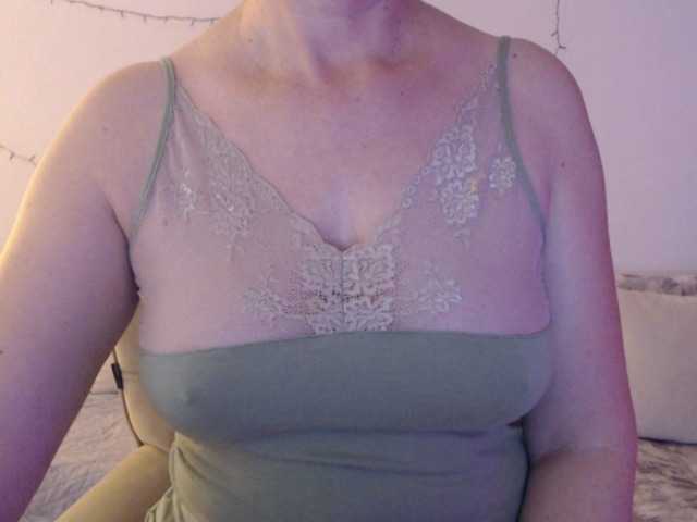 goodsnowqueen live sex show