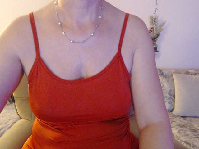 goodSnowQueen's BongaCams show and profile