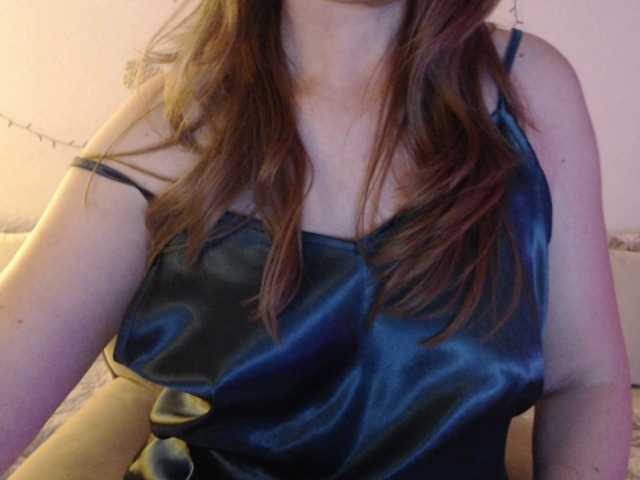goodSnowQueen's BongaCams show and profile