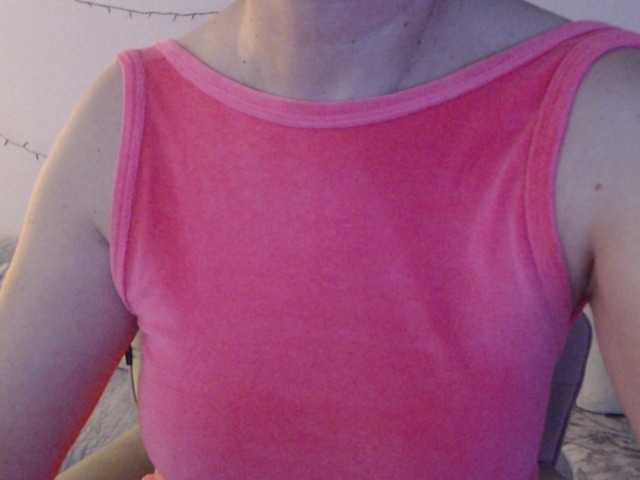 goodSnowQueen's BongaCams show and profile