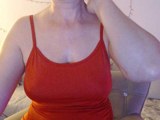 goodSnowQueen webcam