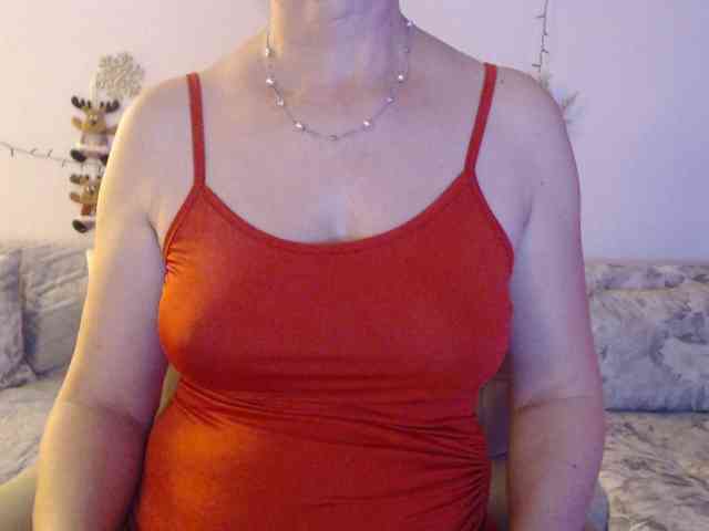 goodSnowQueen webcam