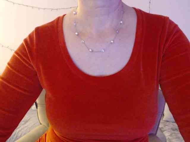 goodSnowQueen webcam