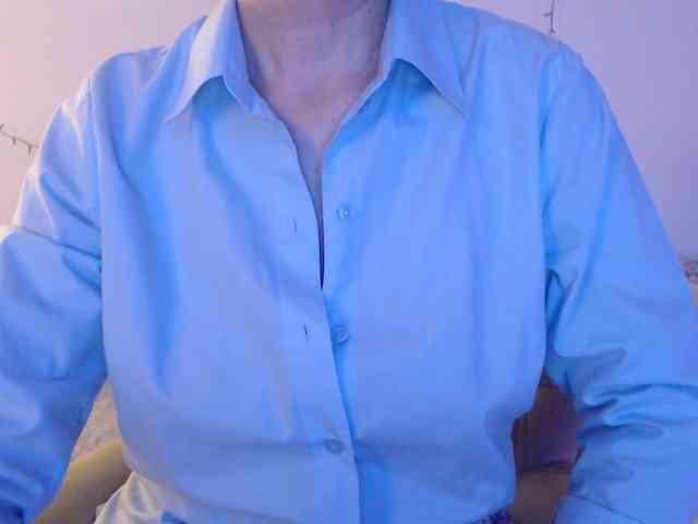 goodSnowQueen webcam