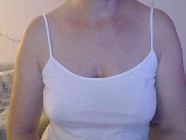 goodSnowQueen goodSnowQueen