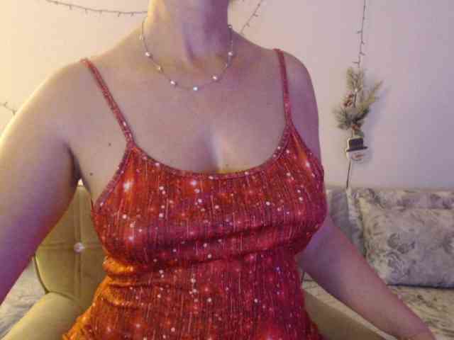 goodSnowQueen webcam