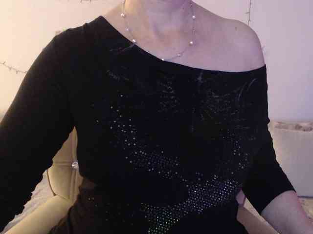 goodSnowQueen webcam