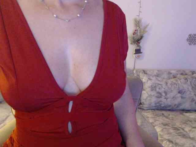 goodSnowQueen webcam