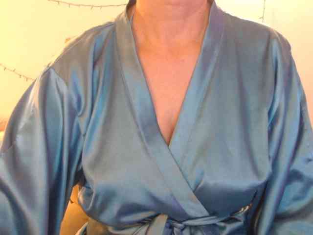 goodSnowQueen goodSnowQueen