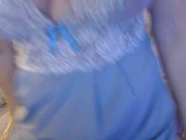 goodSnowQueen webcam