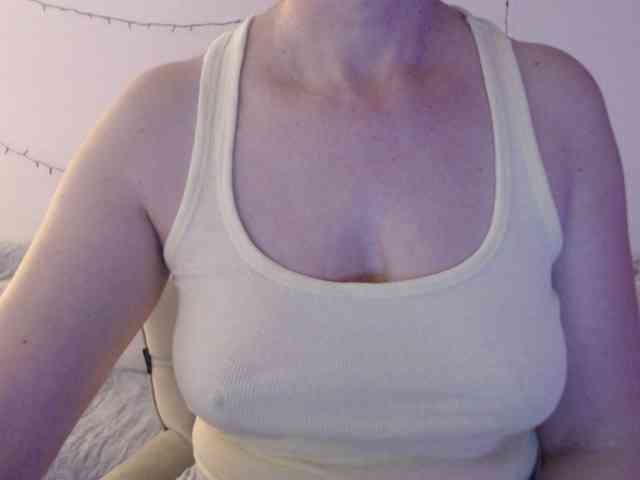 goodSnowQueen goodSnowQueen