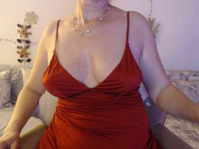 goodSnowQueen webcam