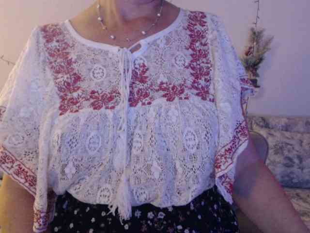 goodSnowQueen webcam