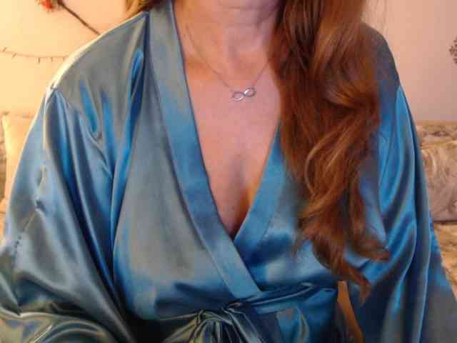 goodSnowQueen webcam