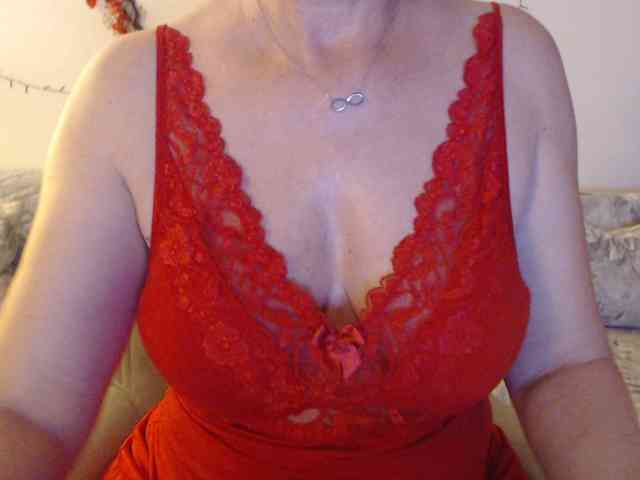 goodSnowQueen webcam