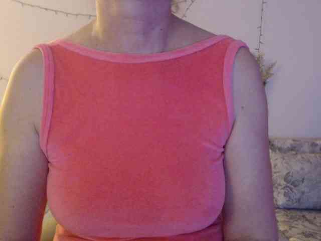 goodSnowQueen webcam