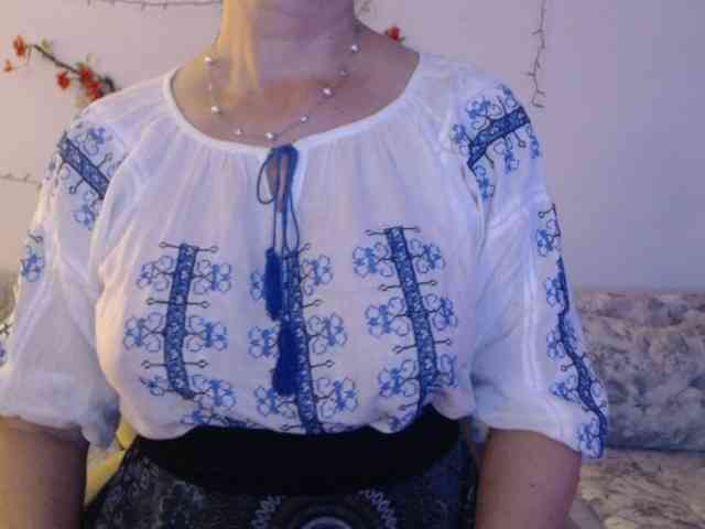 goodSnowQueen webcam