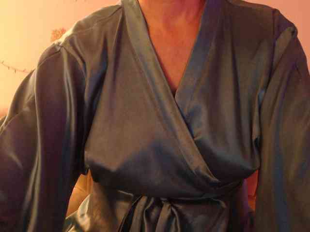 goodSnowQueen webcam