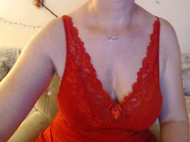 goodSnowQueen webcam