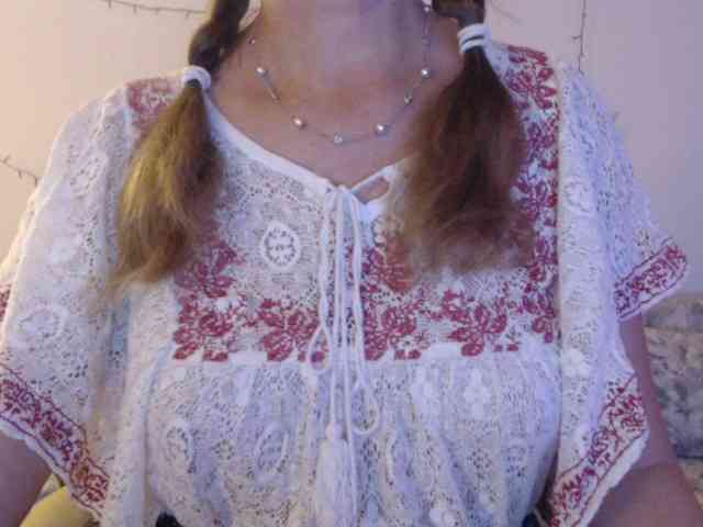 goodSnowQueen webcam