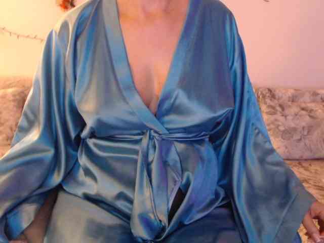 goodSnowQueen webcam