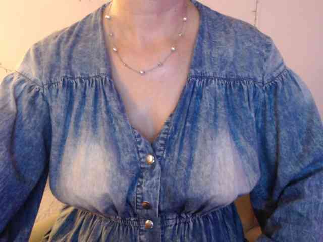 goodSnowQueen webcam