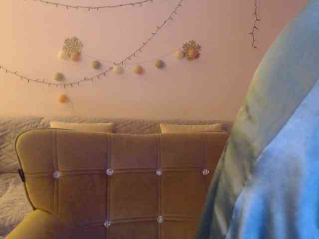 goodSnowQueen goodSnowQueen