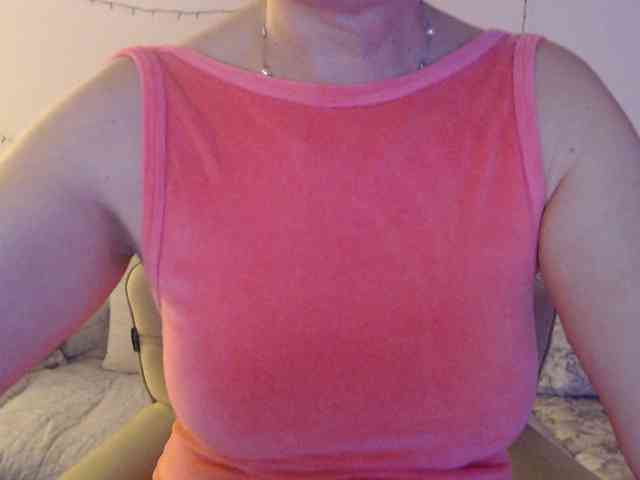 goodSnowQueen webcam