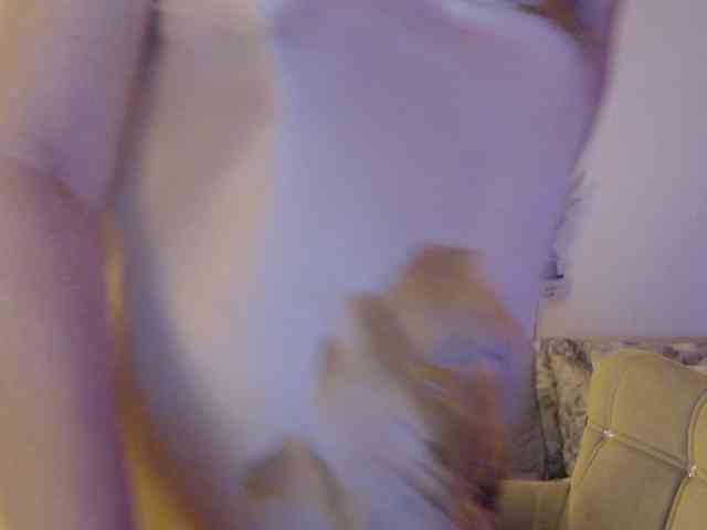 goodSnowQueen webcam