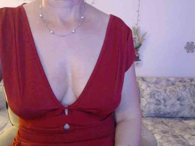 goodSnowQueen webcam