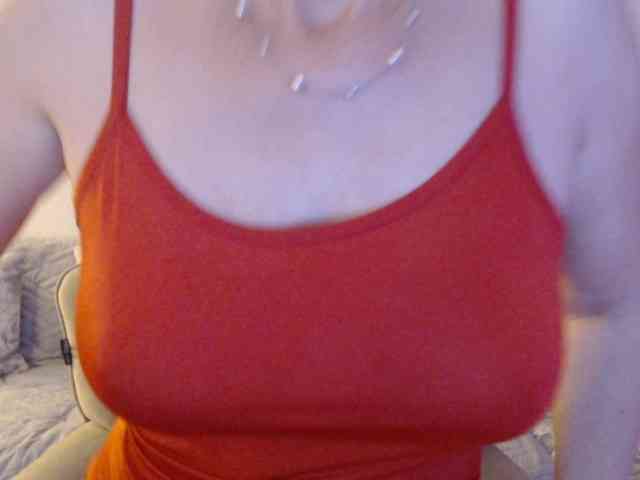 goodSnowQueen webcam