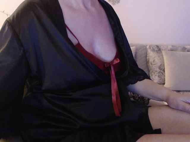 goodSnowQueen goodSnowQueen