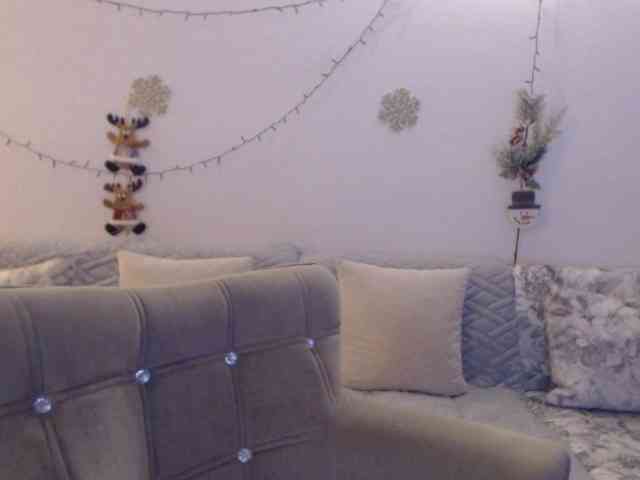 goodSnowQueen goodSnowQueen