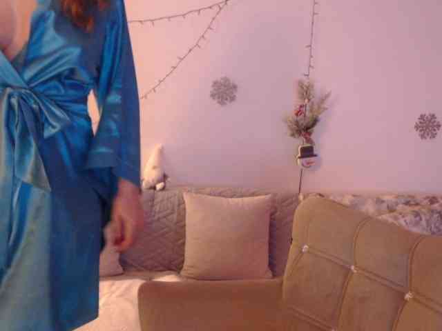 goodSnowQueen webcam