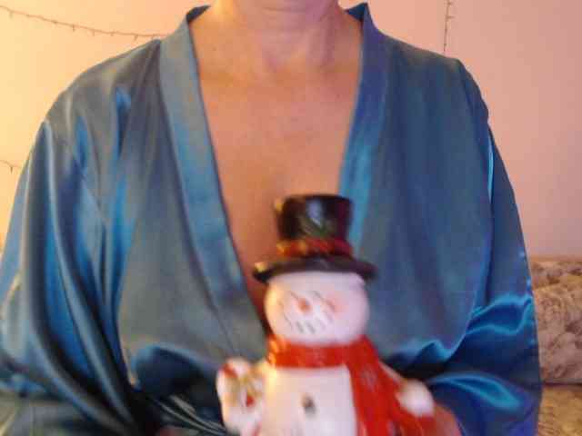 goodSnowQueen webcam