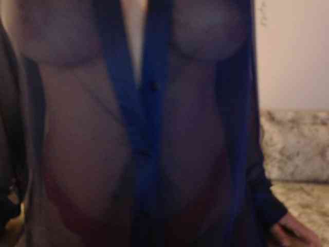 goodSnowQueen webcam