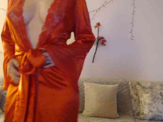 goodSnowQueen webcam