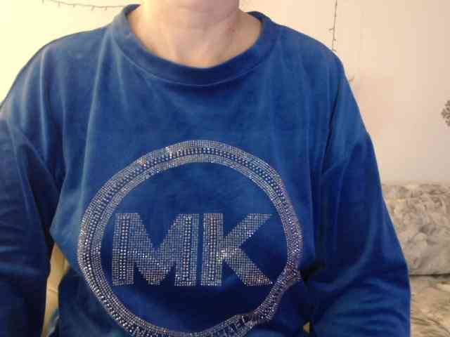 goodSnowQueen webcam